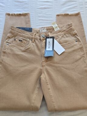 FDJ French Dressing Olivia Jeans Butterum Women's Size 2 (NWT)